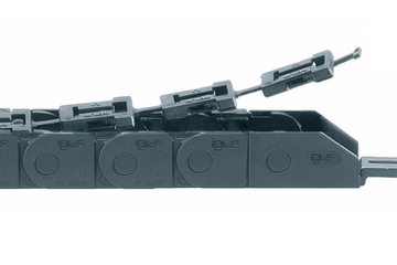 “拉鍊式”拖鏈07系列：拖鏈，可沿內半徑方向拉鍊式打開