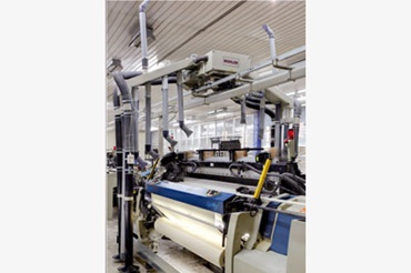 帶 igus 零組件的牆面清潔器